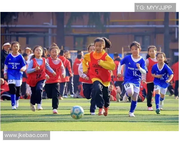 足球唤醒梦想与激情让每一个孩子都能追逐绿茵场上的未来